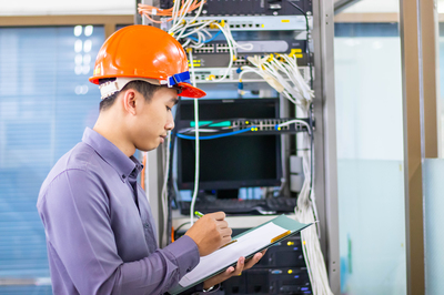 網(wǎng)絡(luò)工程師要學(xué)什么課程？構(gòu)建網(wǎng)絡(luò)工程的核心知識(shí)體系